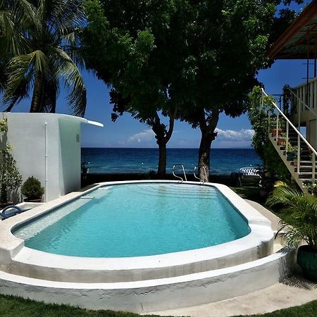 Anton's Beach Resort Oslob Exterior foto