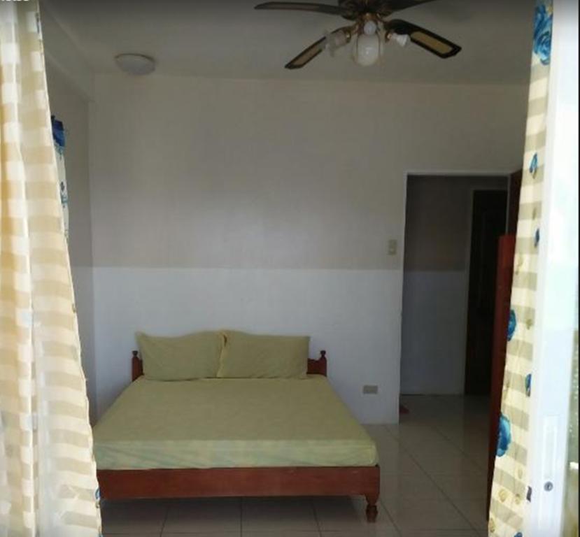 Anton's Beach Resort Oslob Exterior foto